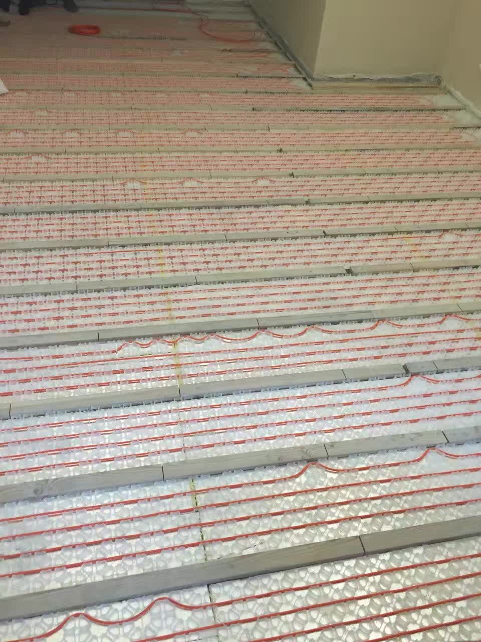 碳纤维地暖干铺